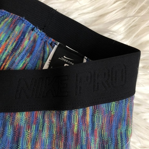 Nike size Small Hyperwarm legging - Picture 2 of 8